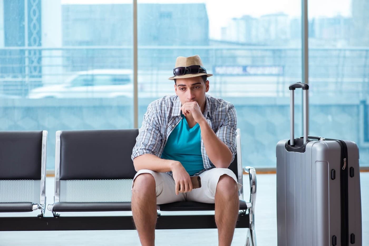 Holiday flight cancelled in summer 2026? Your refund and compensation rights